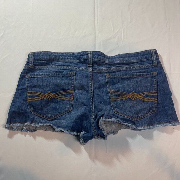 Mudd Jean Shorts Y2K Womens Size 15 Blue Medium Wash Denim Frayed Hem Cut Off - Picture 5 of 5